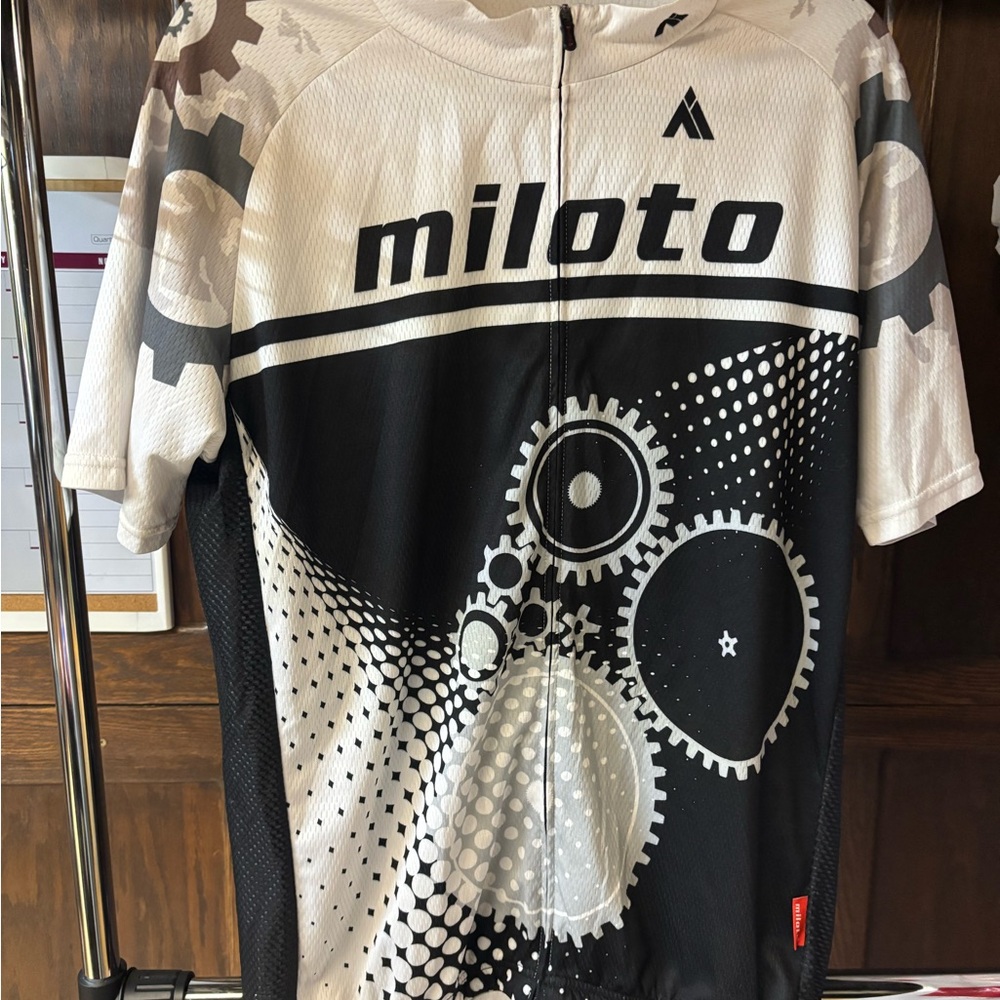 Miloto Black and White Cycling Jersey